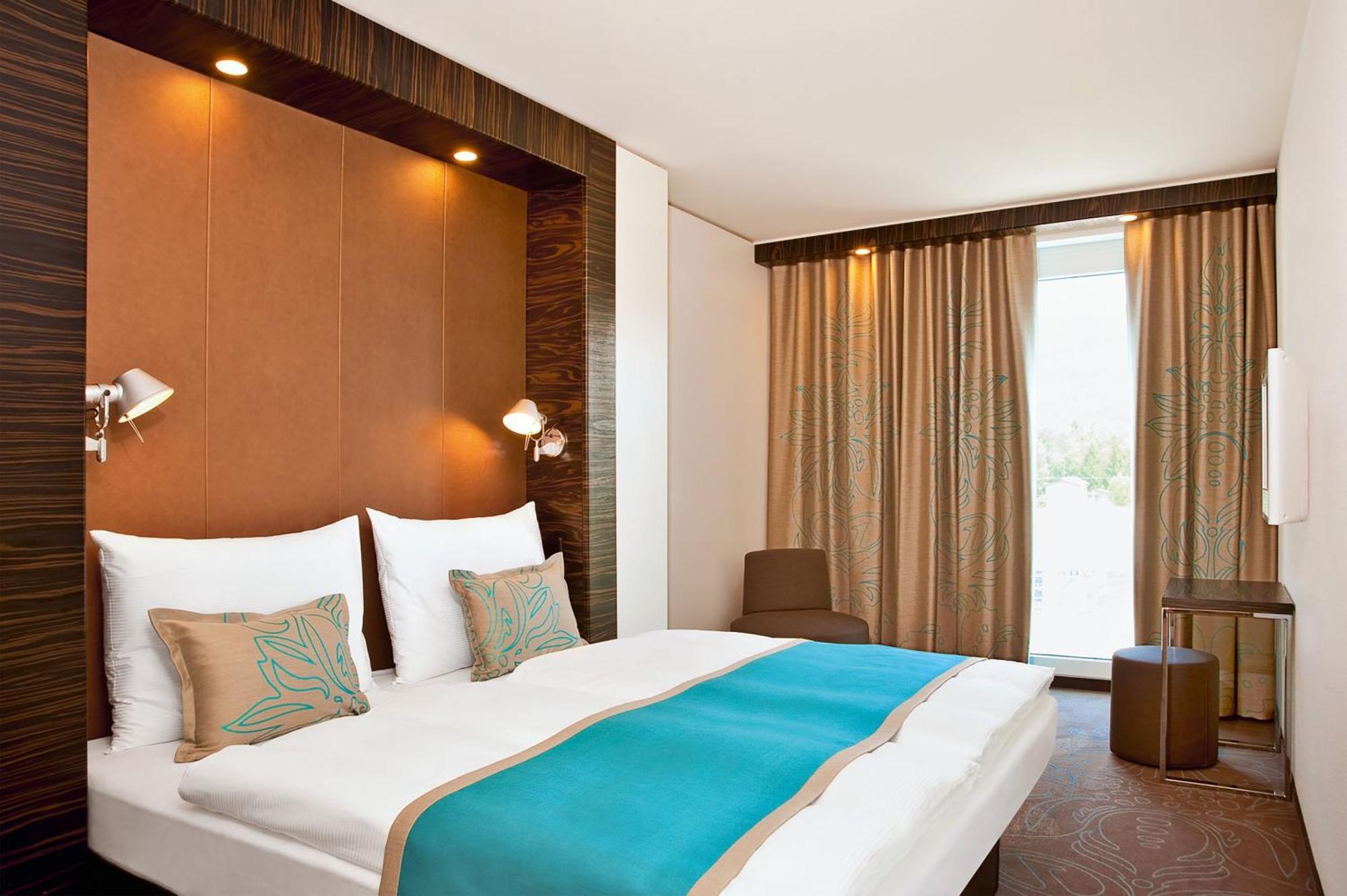 Motel One Магдебург Екстериор снимка