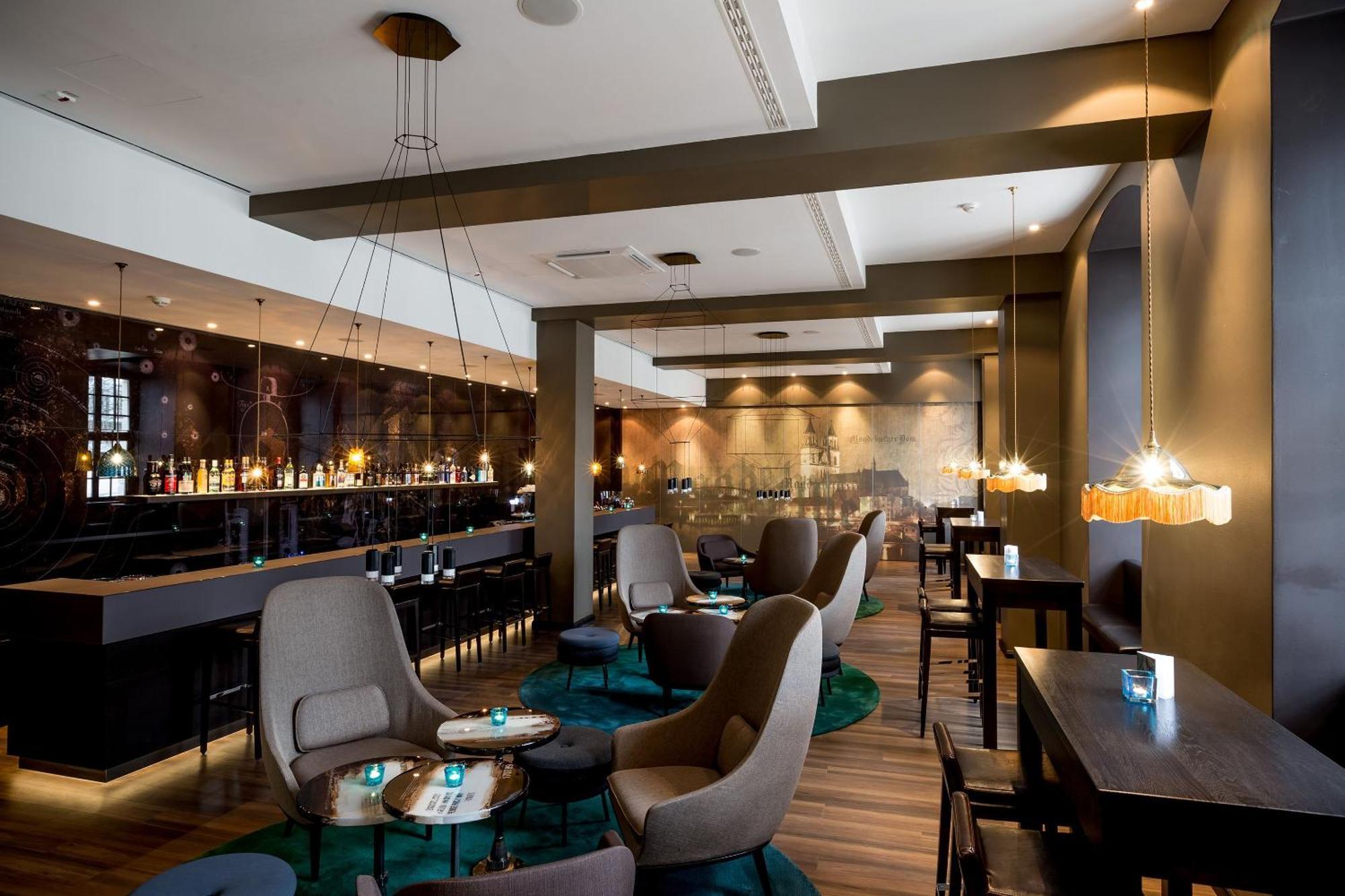 Motel One Магдебург Екстериор снимка