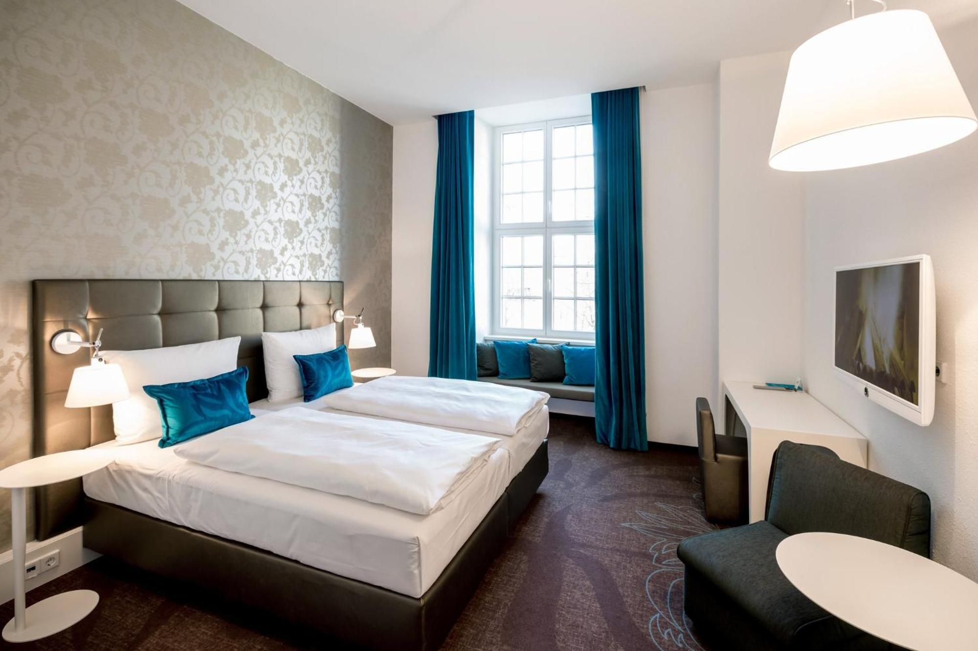 Motel One Магдебург Екстериор снимка